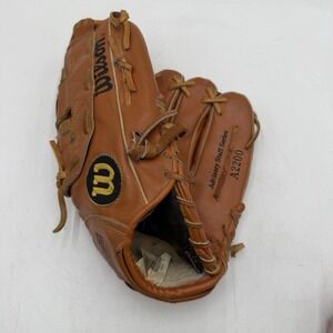 Wilson Advisory Staff Right Hand Throw Baseball Glove A2200 Centerfold JAPAN